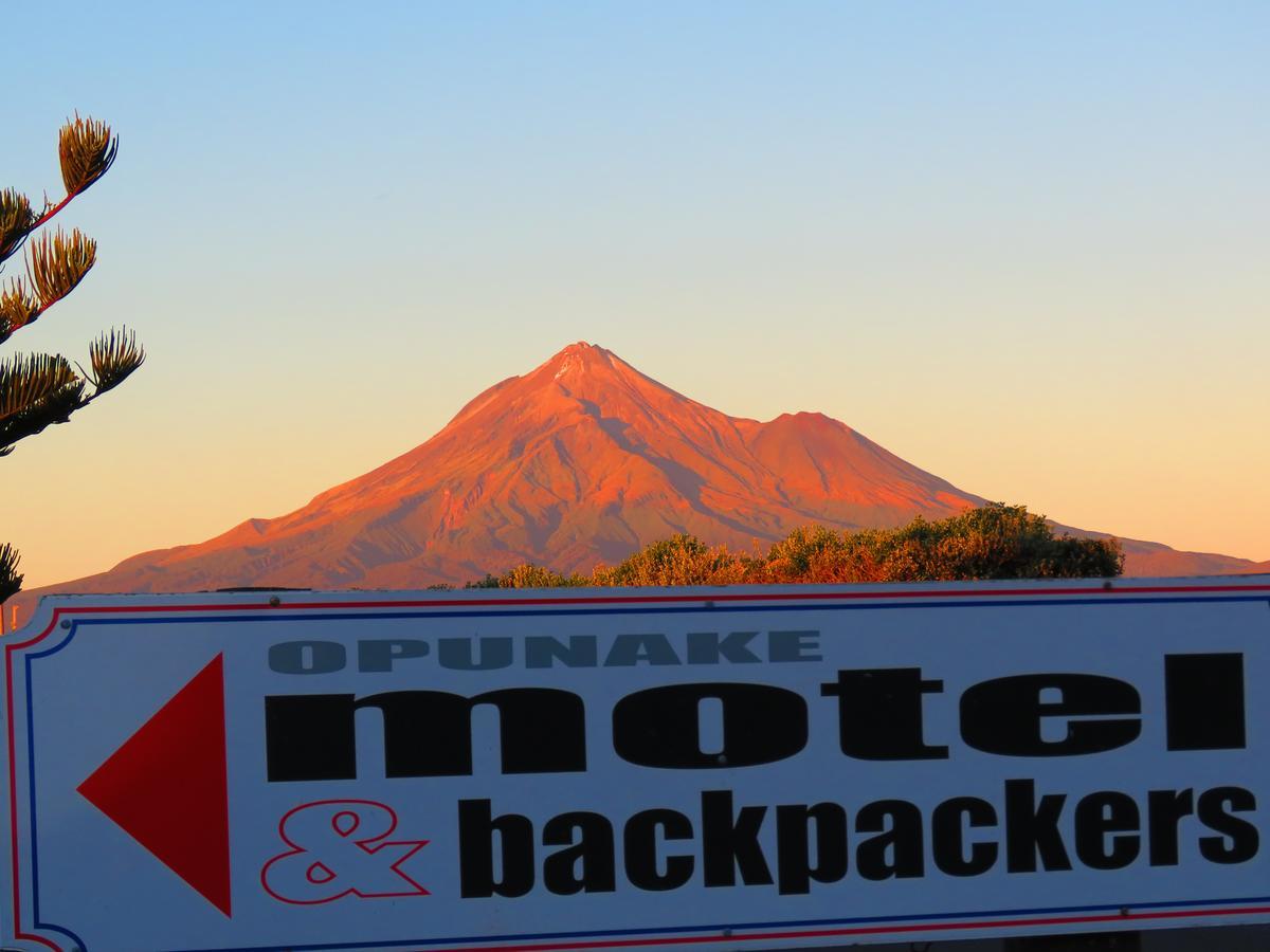 Opunake Motel And Backpackers Lodge Dış mekan fotoğraf